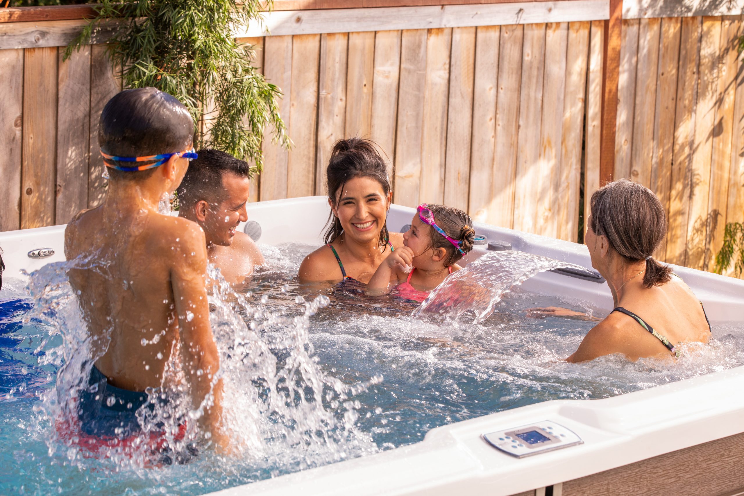 The Benefits of Spending Time with your Family in a Hot Tub